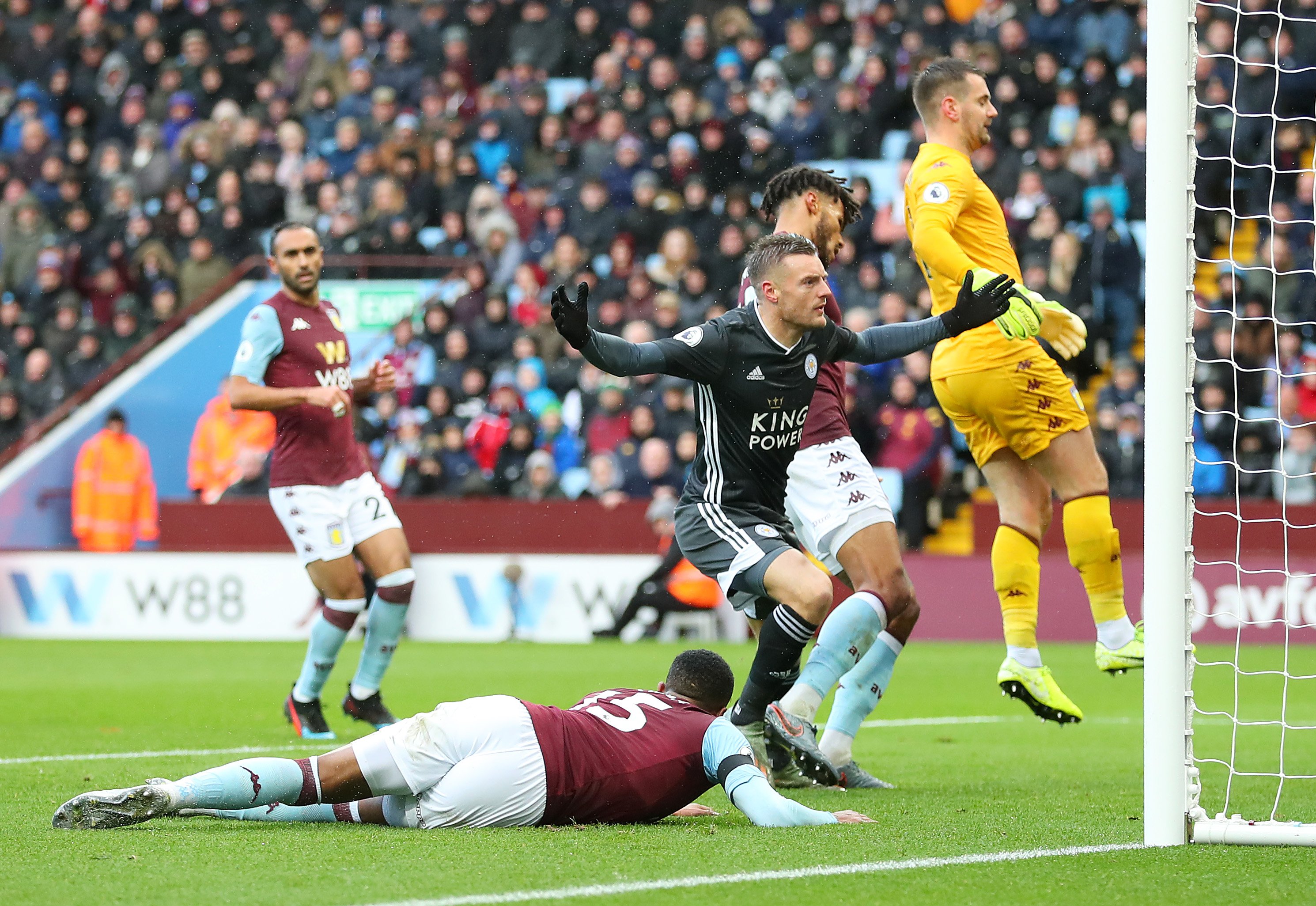 员们场上的 员们场上的