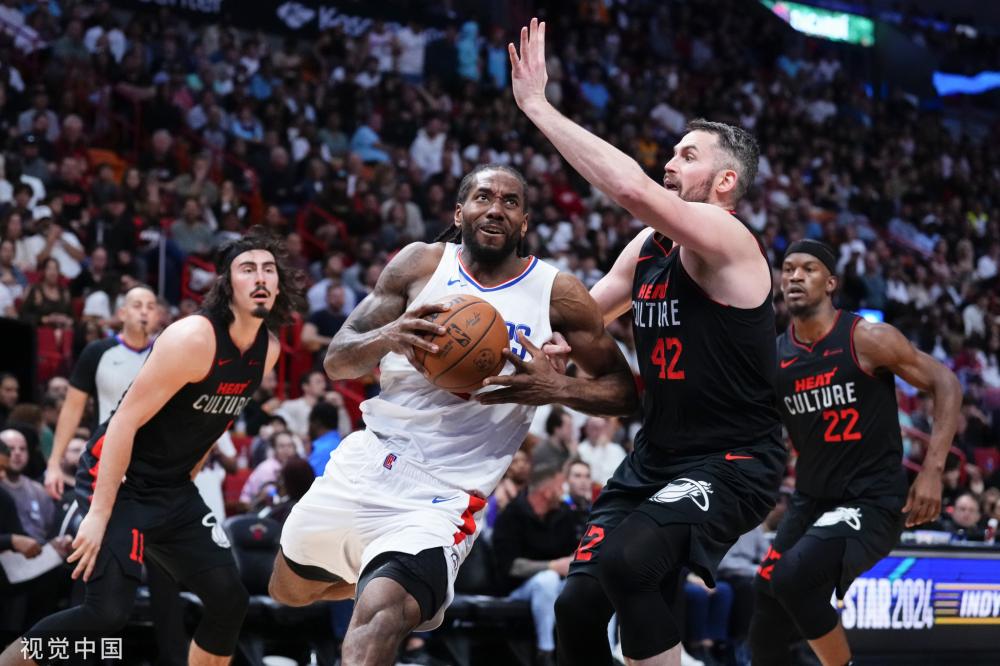 签下铃木彩 签下铃木彩